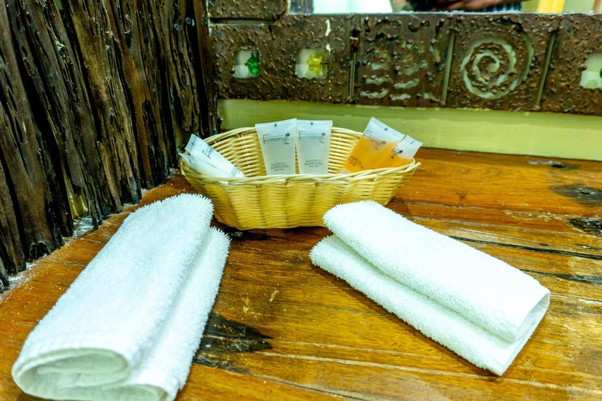 Weru Weru River Lodge Moshi Eksteriør bilde
