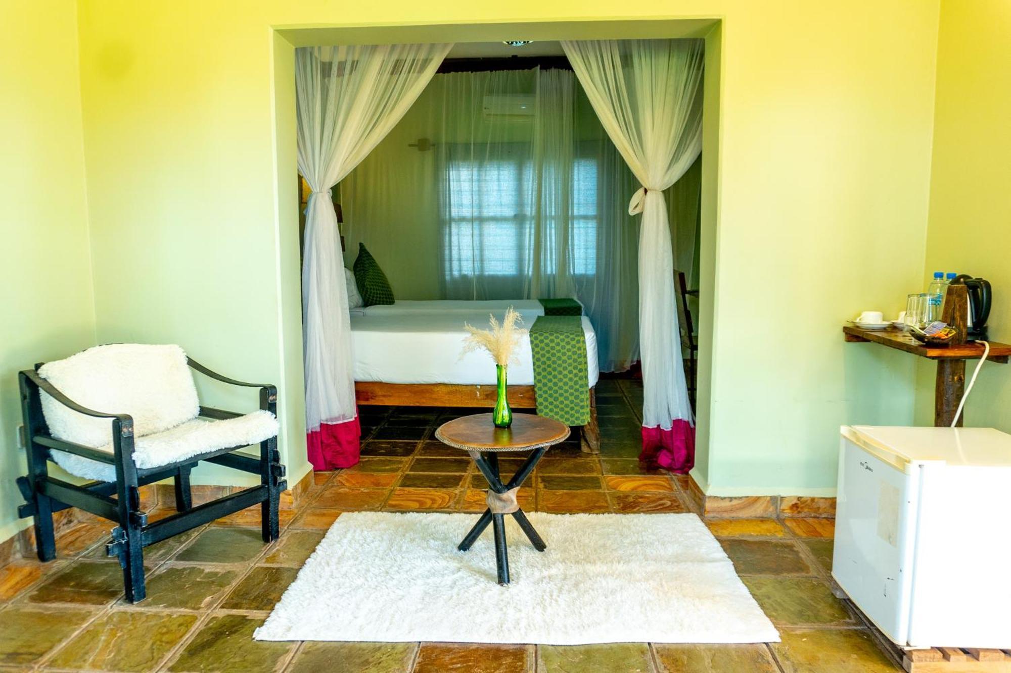 Weru Weru River Lodge Moshi Eksteriør bilde